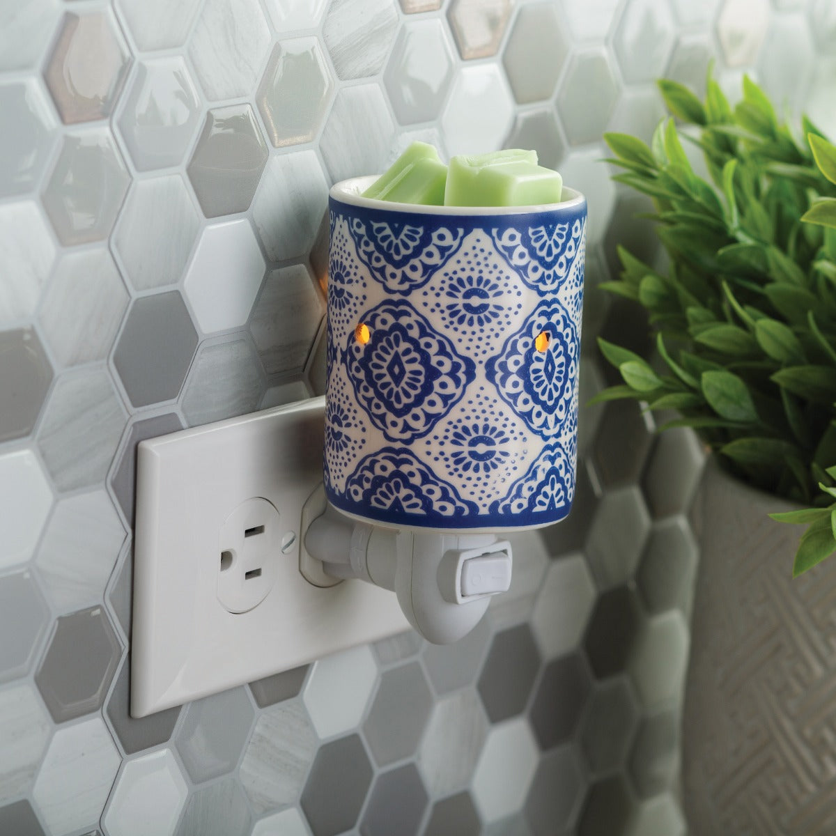 INDIGO PORCELAIN WALL WAX WARMER